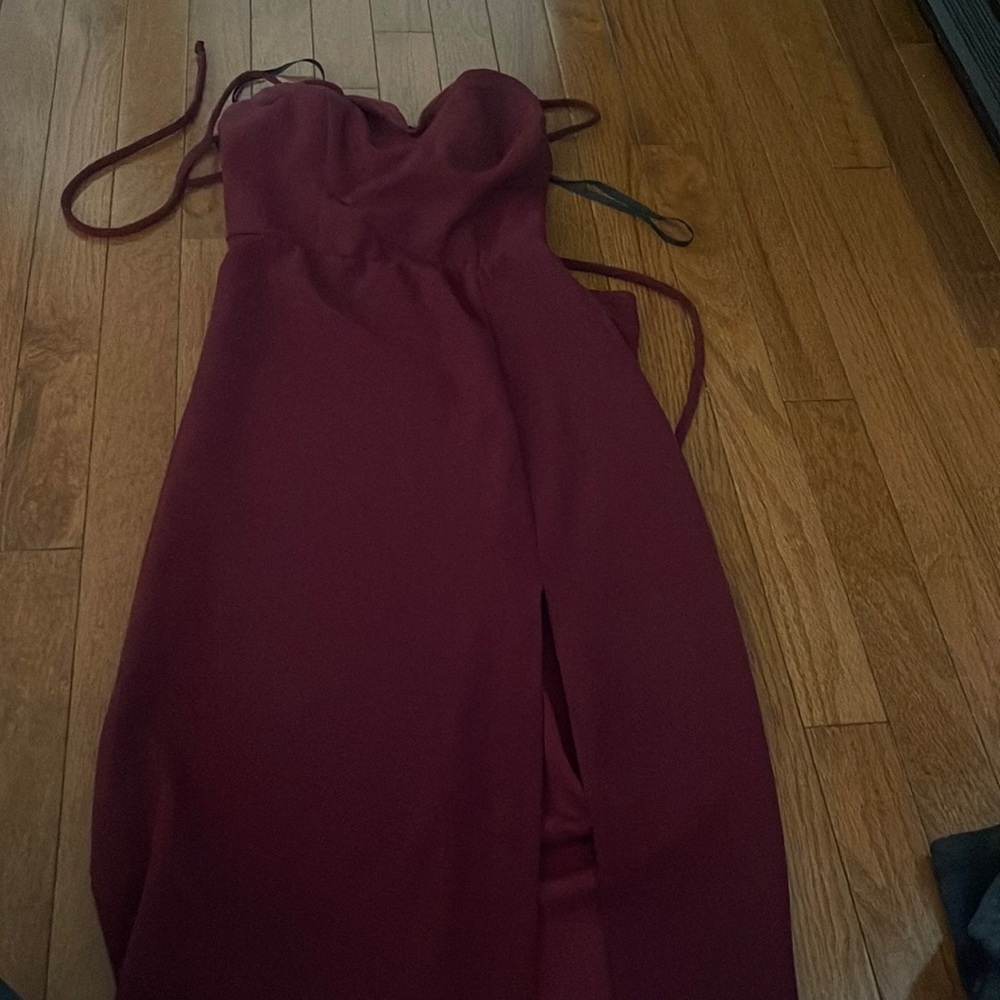 Dress beautiful maroon open back dress
